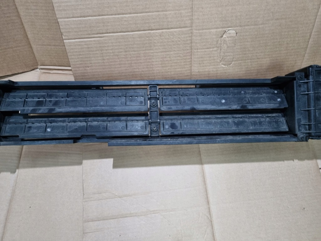 фото №9, Hyundai kona воздуховод воздуха впуск шторка жалюзи 86950-k4000