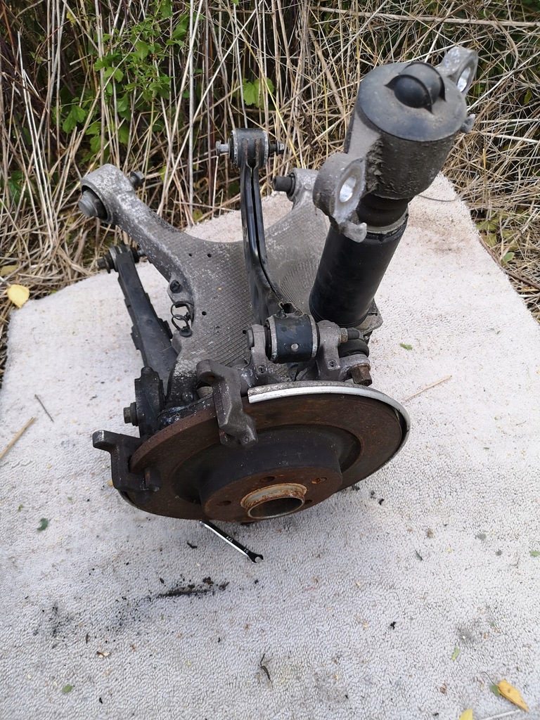 фото №10, Полный подвеска левый задняя volvo v60 ii 18r правый задняя комплект рычаг