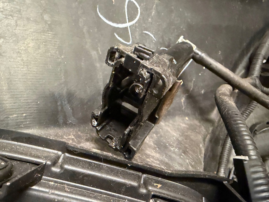 фото №10, Бампер перед передний kompletny toyota rav4 iv 4 lift 4xpdc sprysk