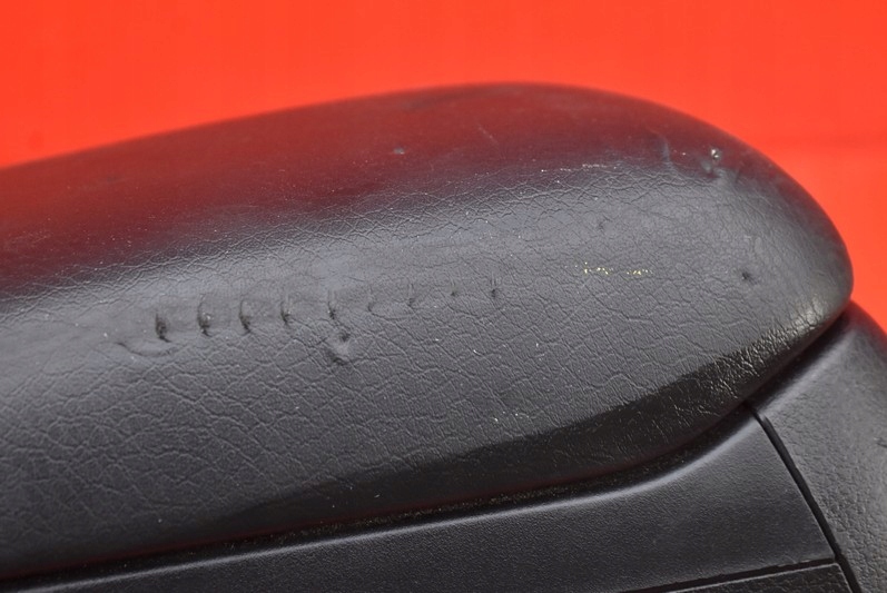 фото №8, Підлокітник шкіряний subaru forester 3 iii 08-13