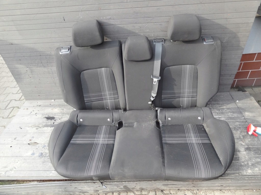 фото №1, Hyundai i20 iii 2021 заднее сиденье задняя оригинал