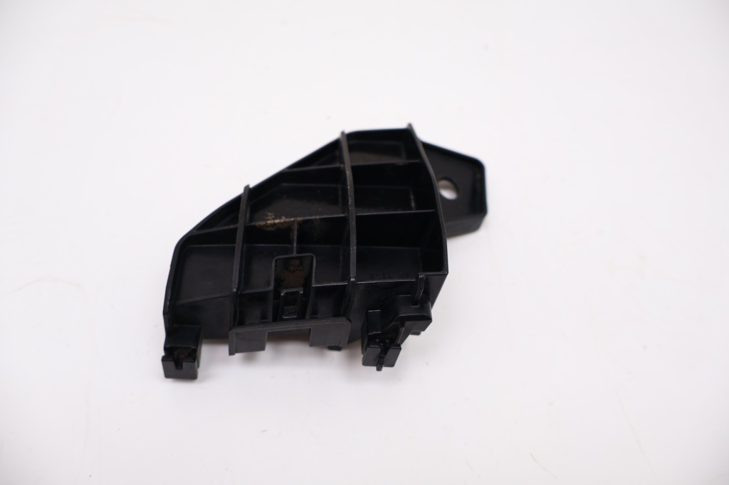 фото №1, Lexus rx iv напрямна бампера правий задня 52562-48020