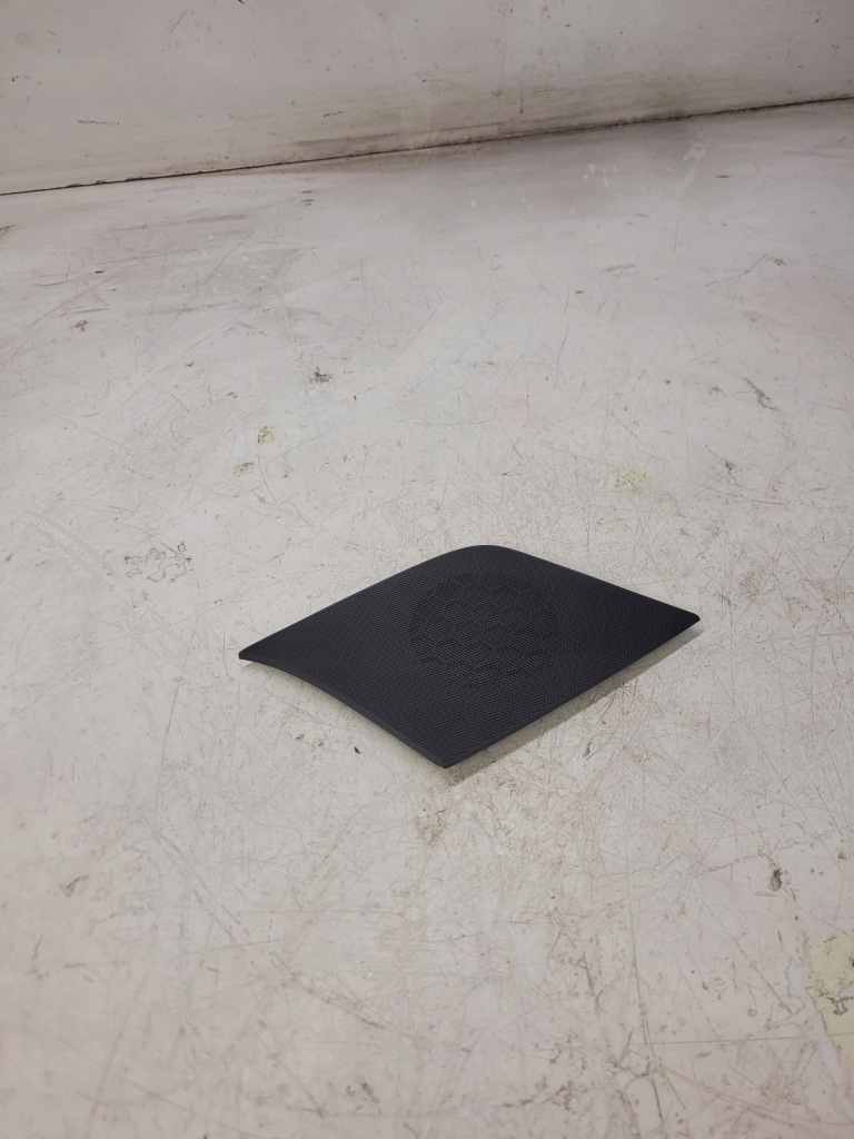 фото №1, Накладка динамика audi q5 8r 8r0857228b