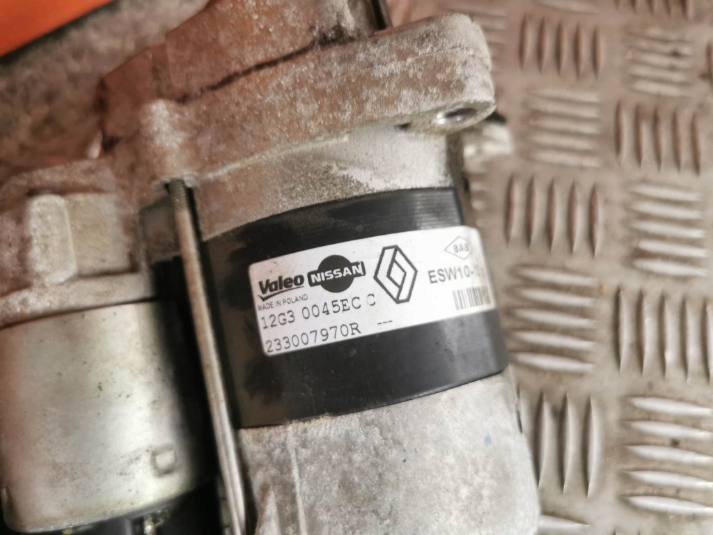 Стартер renault оригинальный номер 233000779r Оригинал