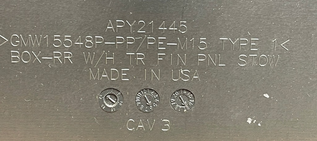 O2 cadillac escalade iv 2014 - підлога багажника бардачок apy21445 an813613 Зі Шроту