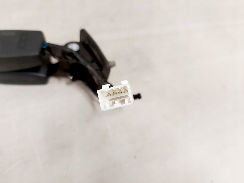 фото №9, Kia carens 4 iv клипса ремней безопасности задняя 3 iii ряд