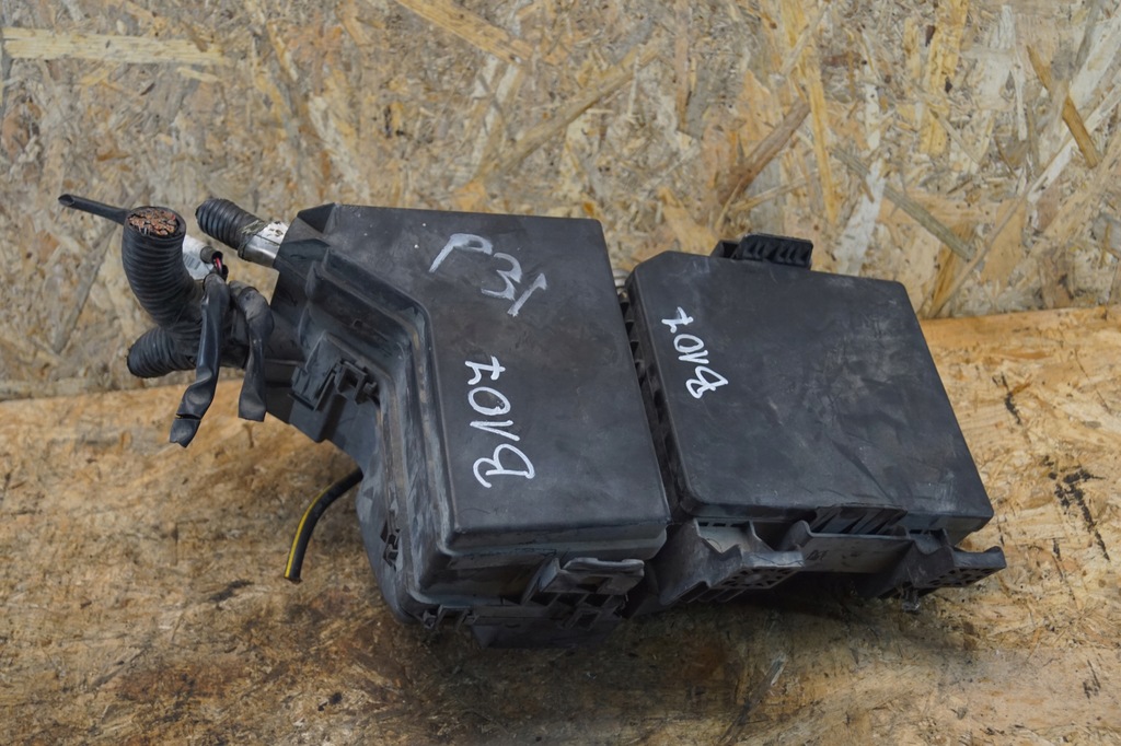 фото №8, Коробка запобіжників nissan qashqai j10 284b7jd00b