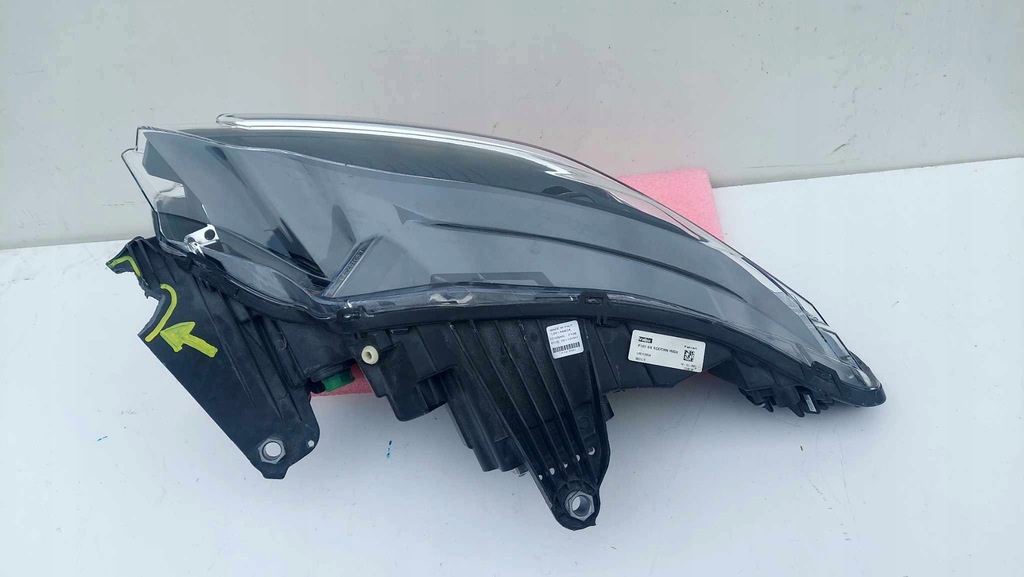 фото №9, Ferrari roma лампа права перед передня 2468