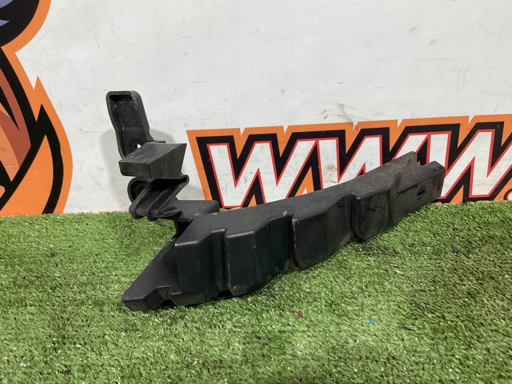 фото №14, Направляющая левый задняя jaguar f-pace hk83-17a882-ad