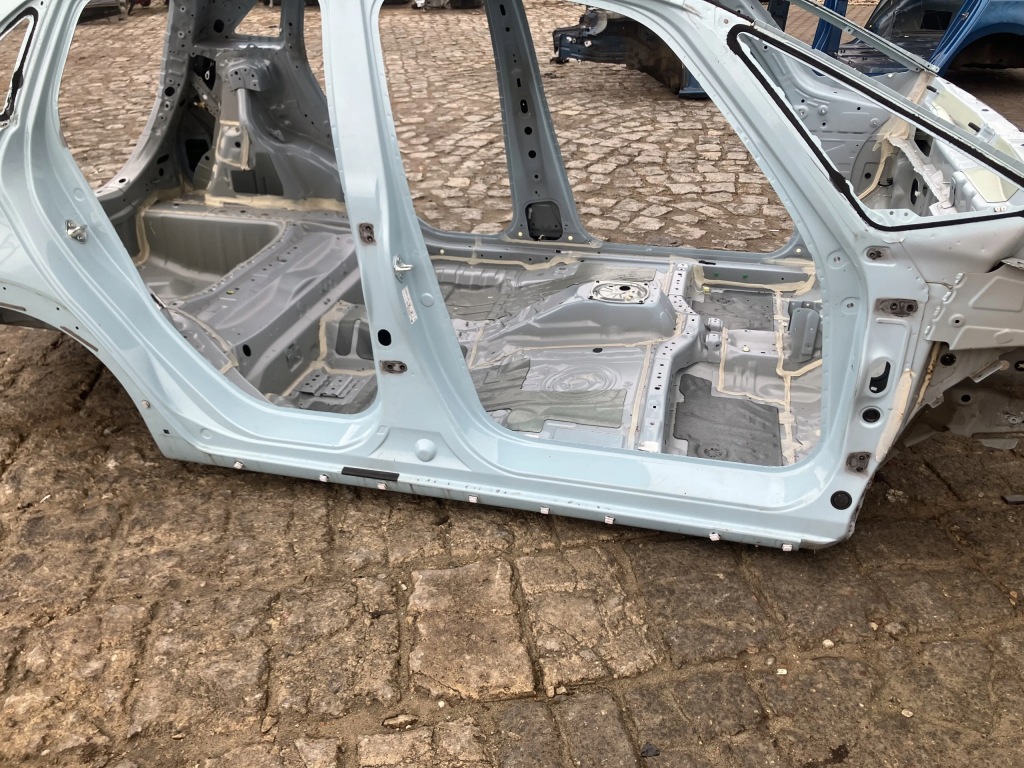 фото №1, Поріг правий długo обрізаний honda jazz v 20- crosstar b609