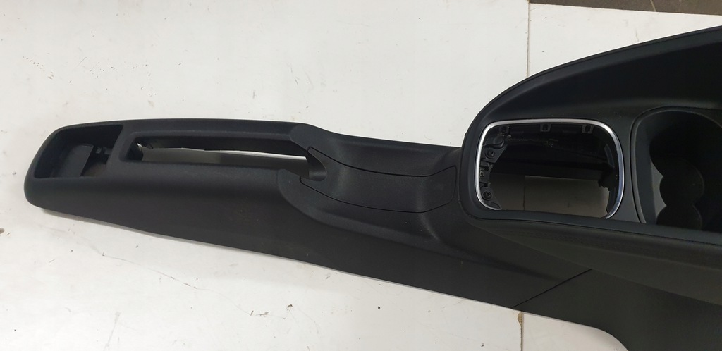 фото №5, Туннель консоль средняя audi a1 2009- 8x 8x0863240d