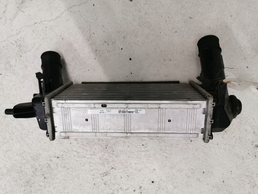 Интеркулер ford fiesta 1,0 mk7 Оригинал