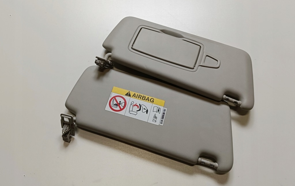 Накладка солнцезащитная правый  левая infiniti q30 qx30 w117 w247 w176 w247 Недорого