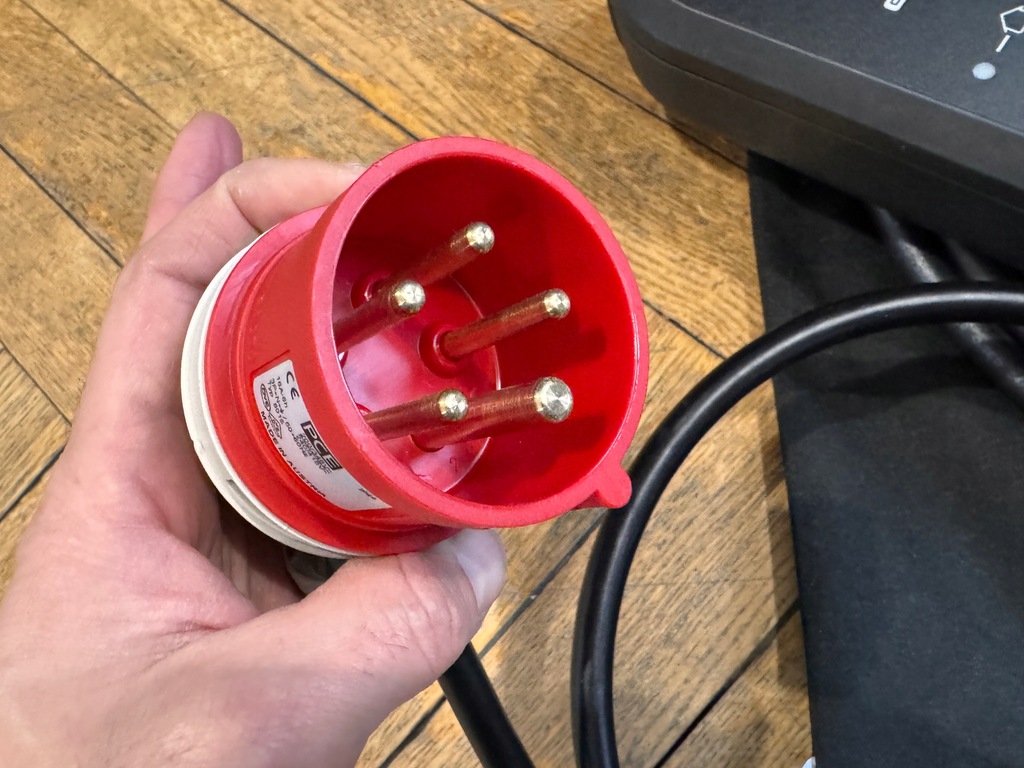 фото №7, Audi e-tron повністю nowa зарядний пристрій мережева 11kw + трифазна мережа + шланг комплект