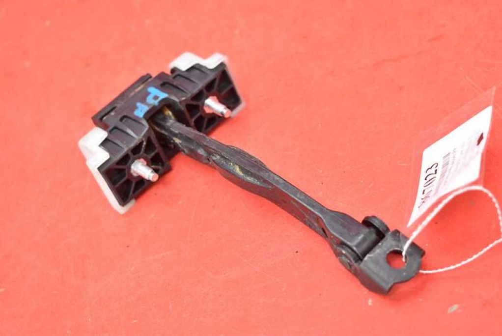 Обмежувач двері правий перед 13229021 opel insignia a 08-14 Оригінал