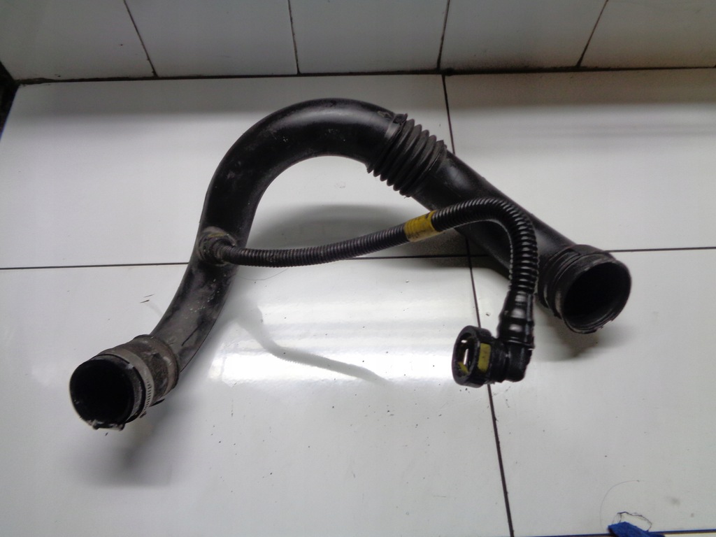 фото №2, Renault master 2.2dci труба повітря 8200207439