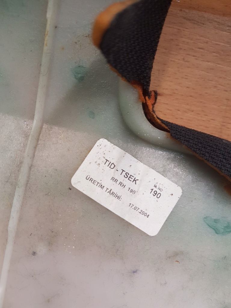 фото №7, Обшивка обивка дверь kpl toyota corolla verso ii