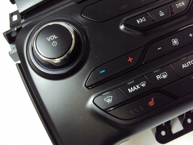 фото №3, Панель керування радіо ranger wildtrak 3.2 tdci fl