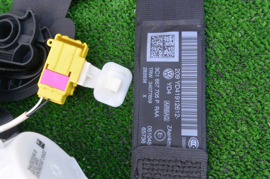 фото №3, Pas безпеки перед правий vw passat cc b7 lift