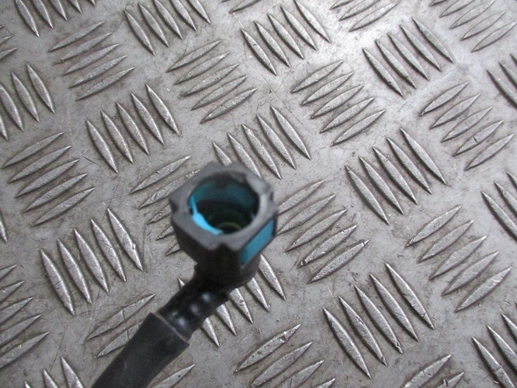 фото №5, Шланг трубка топлива kia sportage 04-08r 2.0b