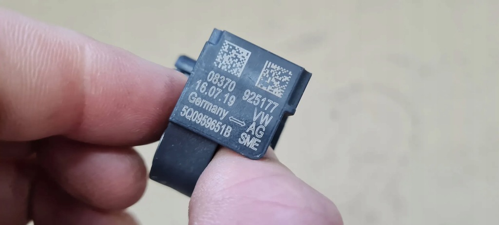 фото №8, Q3 83a датчик удару ударний штекер 5q0959651b