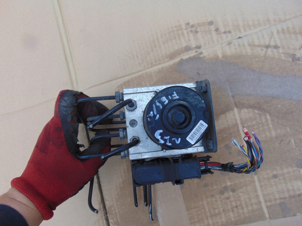 фото №10, Насос abs ford fiesta mk7