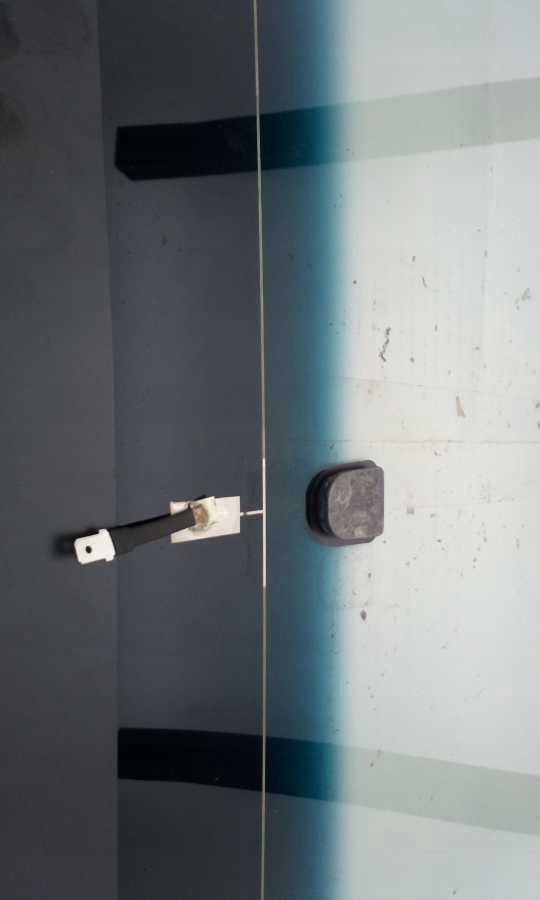 фото №5, Стекло лобовое передняя chevrolet corvette 1997-2004 антенна зелёный