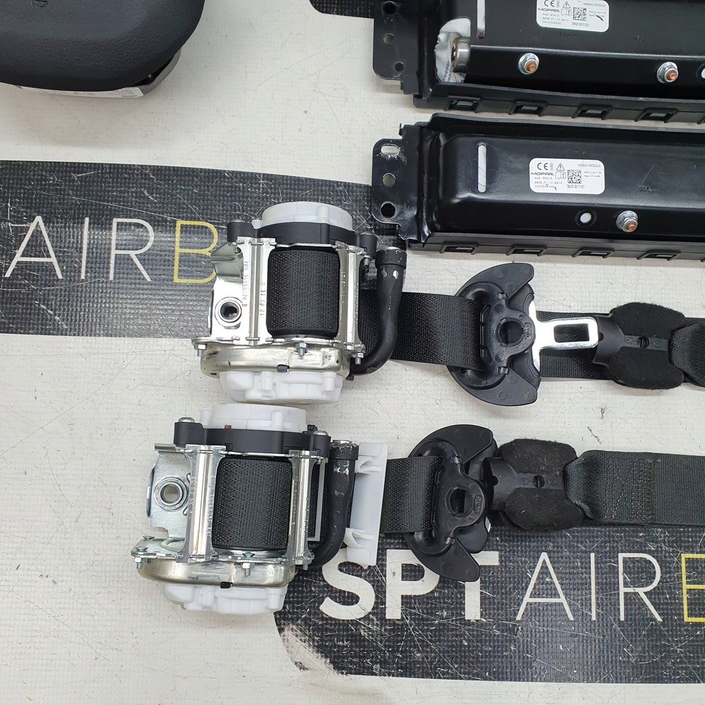 фото №12, Grand cherokee wl приборная панель консоль подушки безопасности ремни подушка безопасности stare возврат