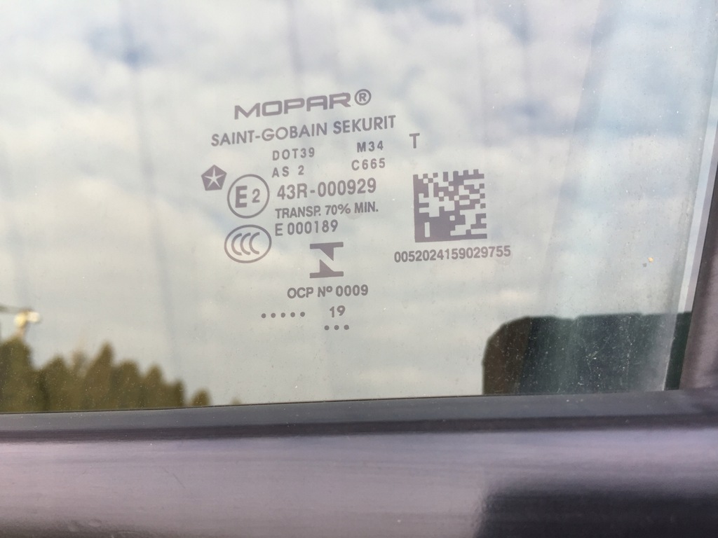 фото №2, Jeep renegade 19 20 скло з двері лівий перед