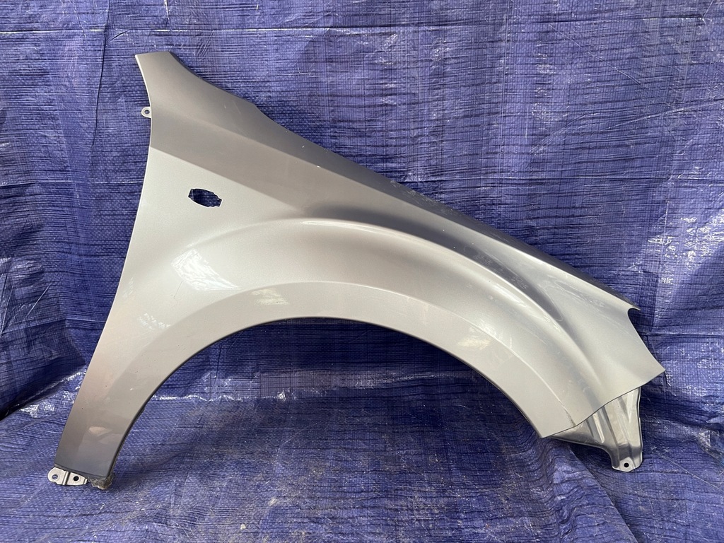фото №1, Subaru forester 08-14 правый передний крыло