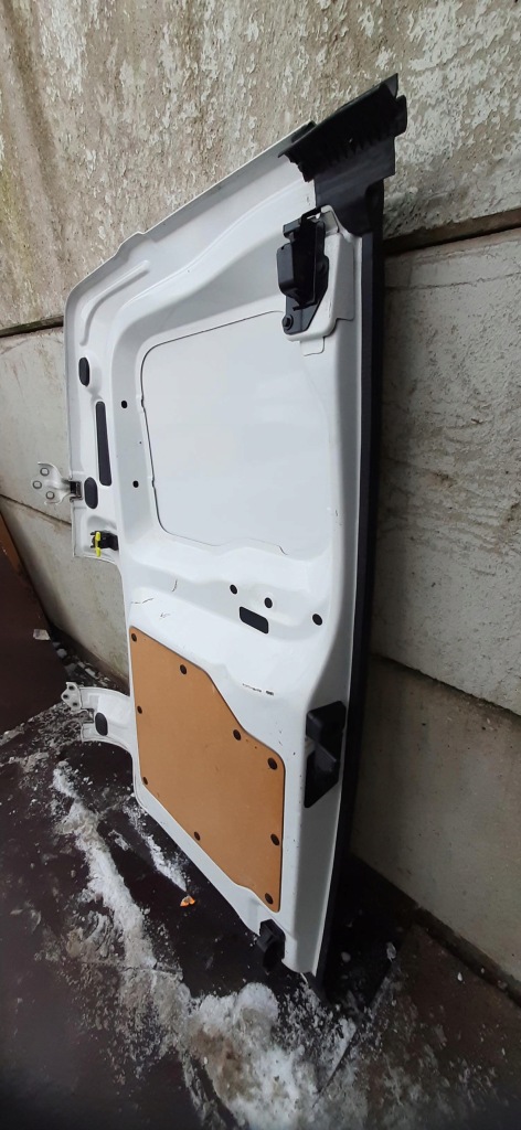 Дверь правый  задняя задняя citroen jumpy 3 lak.ewpa Киев