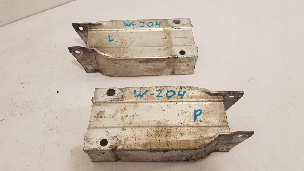 фото №1, Mercedes w204 кронштейн зона деформации правая a20462010995