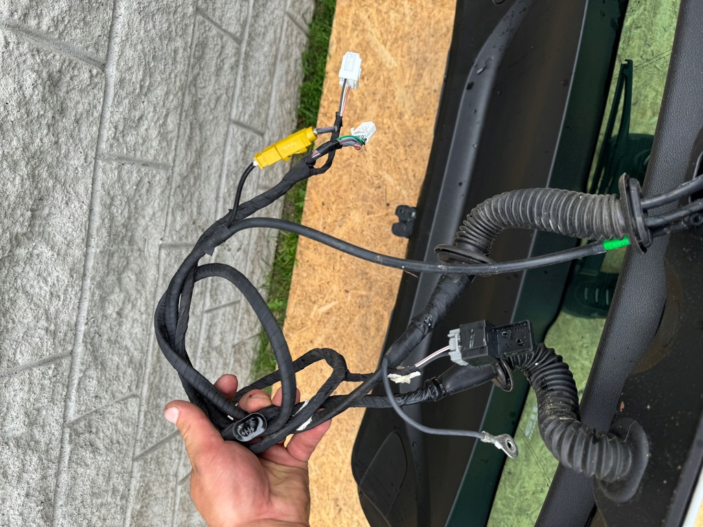 фото №8, Кришка багажника задня задня renault megane iv комплектна teqnc hb камера