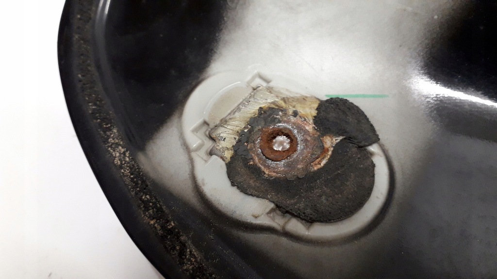 фото №10, Toyota land cruiser 200 08- спойлер спойлер крышки