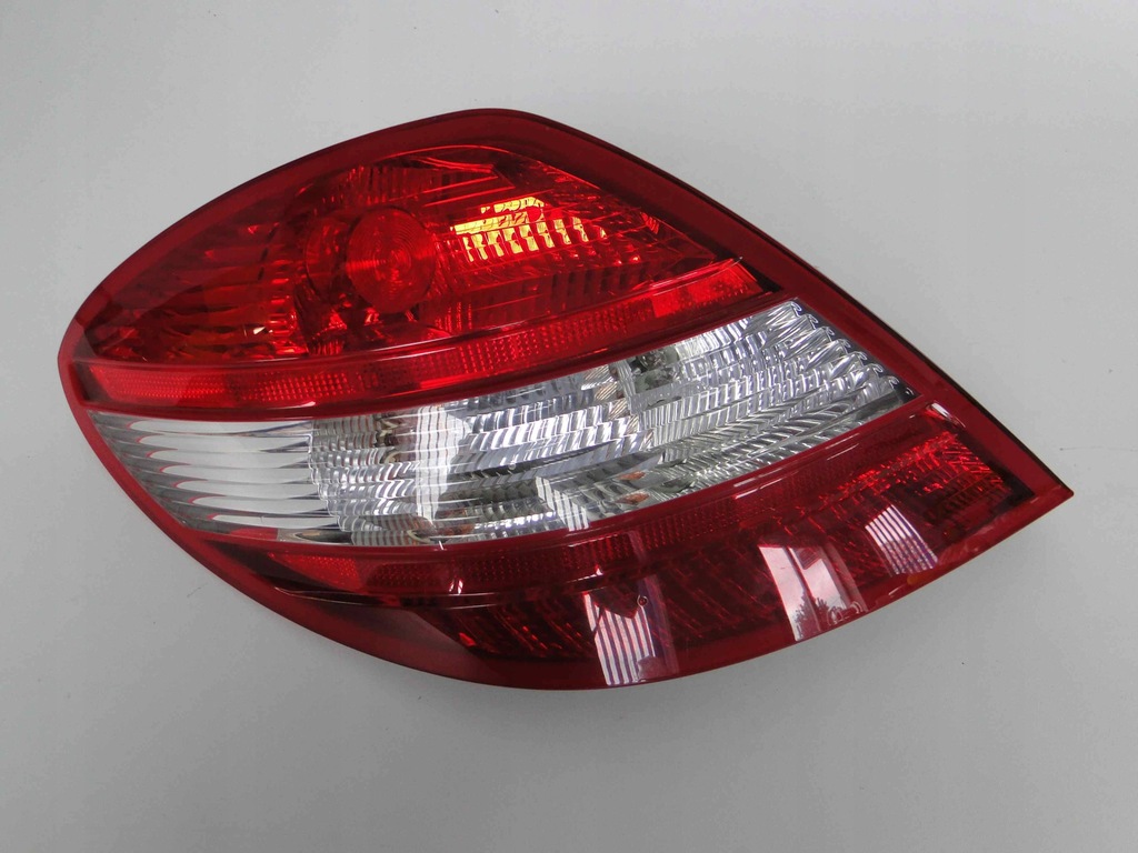 фото №4, Mercedes slk r171 171 лампа задняя левая