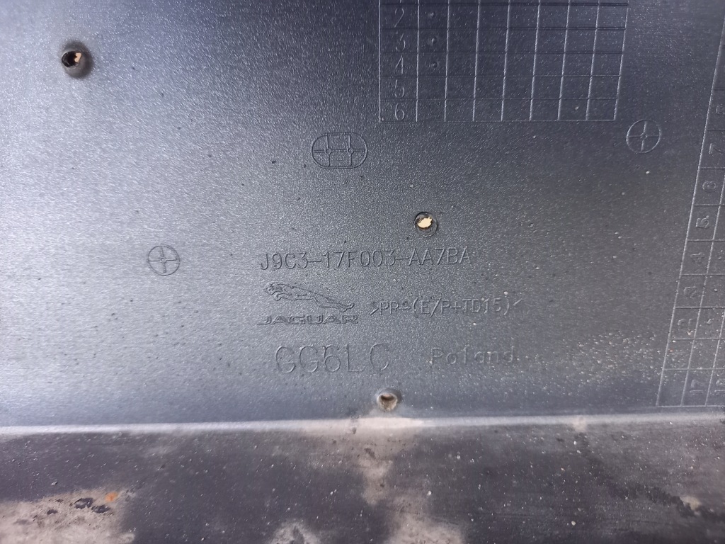 Jaguar f pace бампер передній перед оригінал! Зі Шроту