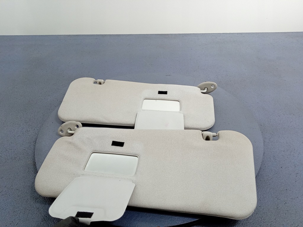 фото №4, Yaris verso защита солнцезащитные козырьки 2 szt