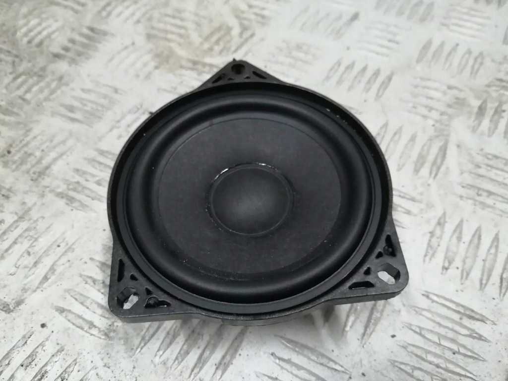 Купить Динамик дверь задний  tesla model 3 1079742-00-a