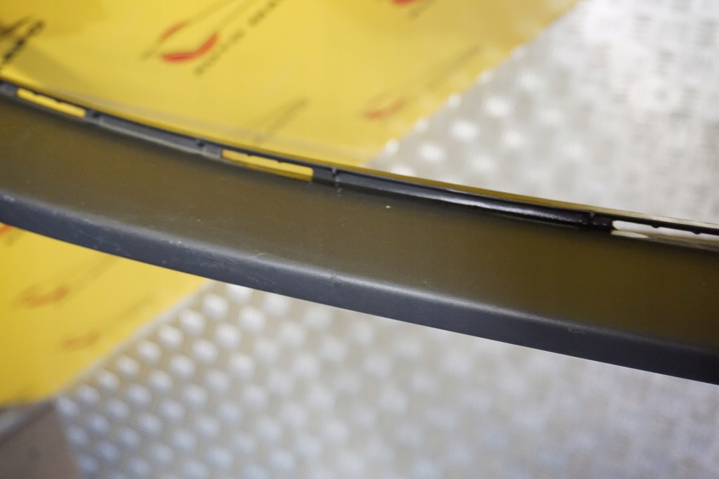 фото №11, Dodge challenger v6 v8 2015 - 2021 бампер перед спойлер передний usa