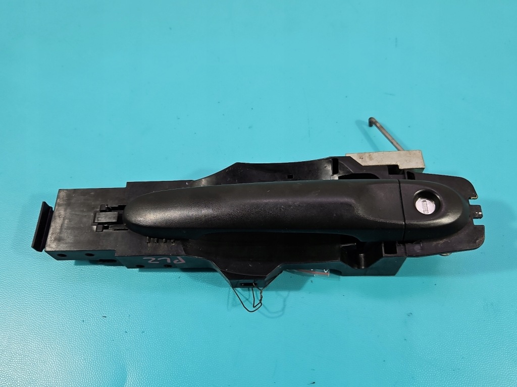 Купити Ручка перед ліва зовнішня nissan juke 1 f15 10-19