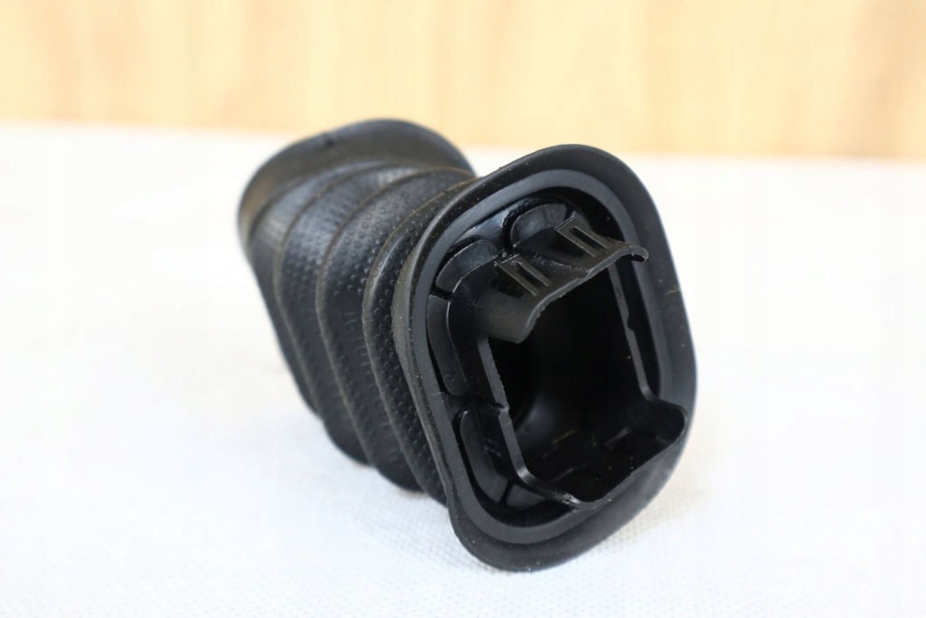 фото №3, Mercedes slk r172 защита накладка трубопровод кабели дверь a1698210197