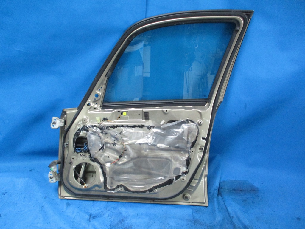 фото №9, Дверь передние правое fiat sedici suzuki sx4