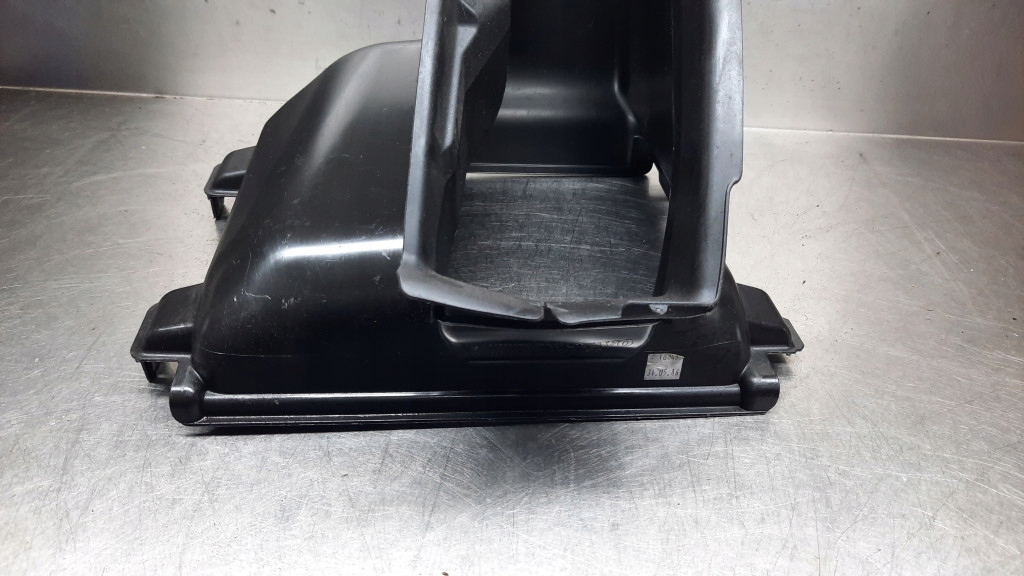 фото №5, Воздуховод воздуха правая 31353799 volvo xc90 ii