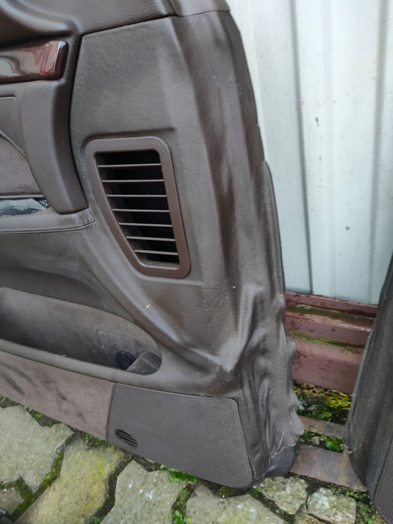 фото №4, Audi a8 d2 оббивка обшивки шторка двері коричневий доставка