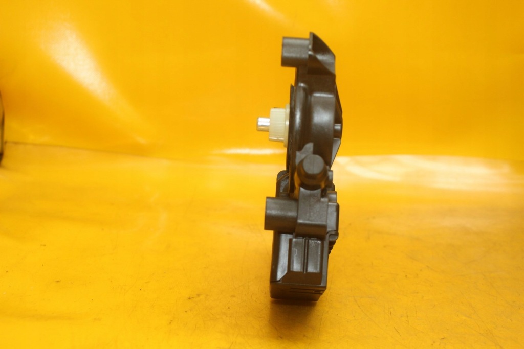 фото №5, Моторчик блок управления стекло левый перед vw polo v 6r0959801dg 0130822531