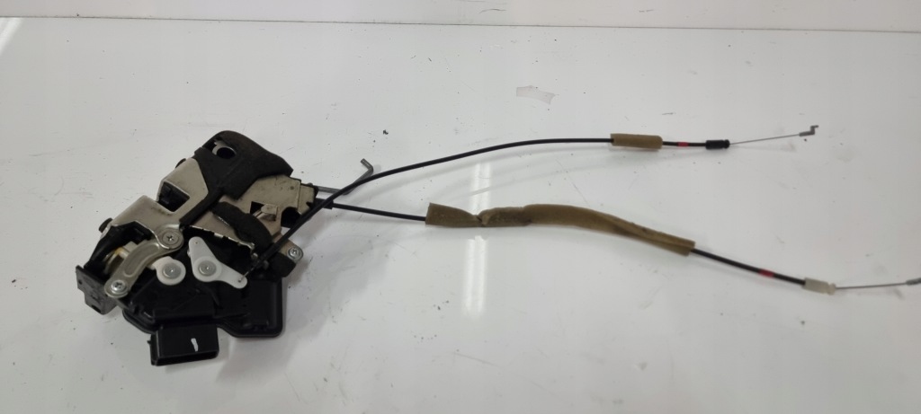 фото №1, Замок дверь передний левый mazda 5 cr 05-10 2005-10