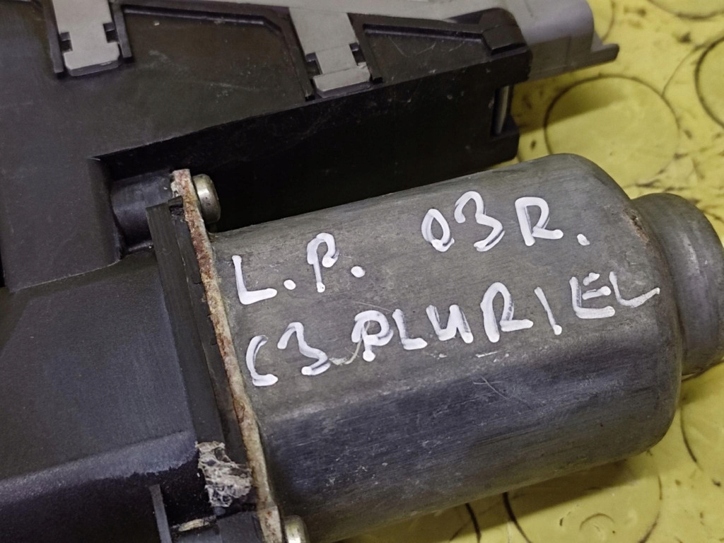 фото №7, Citroen c3 pluriel моторчик скло лівий перед 400621f