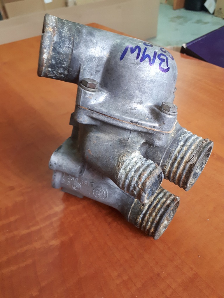 фото №5, Термостат bmw 6 e24 628