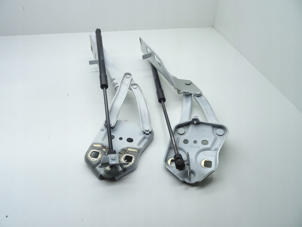 фото №1, Петли капот правый левый volvo xc40 комплект