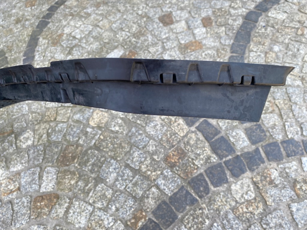 Bmw 5 g30 g31 m-pakiet решётка средняя бампера 8098663 оригинал в Украине